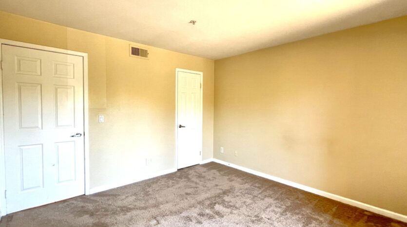 1020 La Terraza Cir 306 - Corona - California - 1 bed, 1 bath rental property