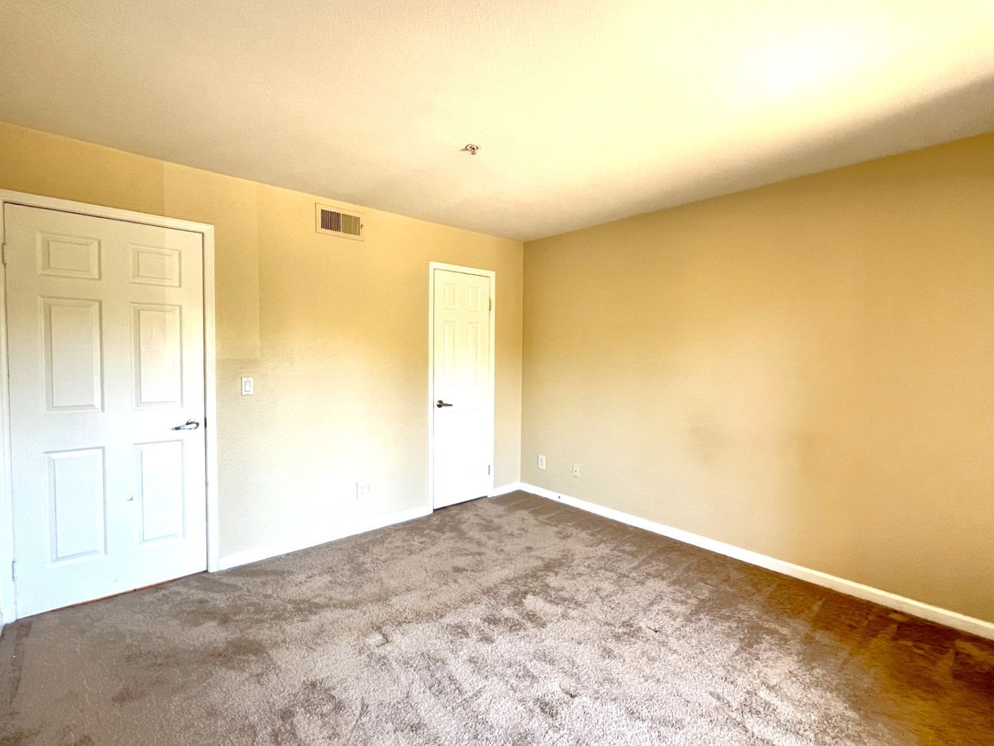 1020 La Terraza Cir 306 - Corona - California - 1 bed, 1 bath rental property