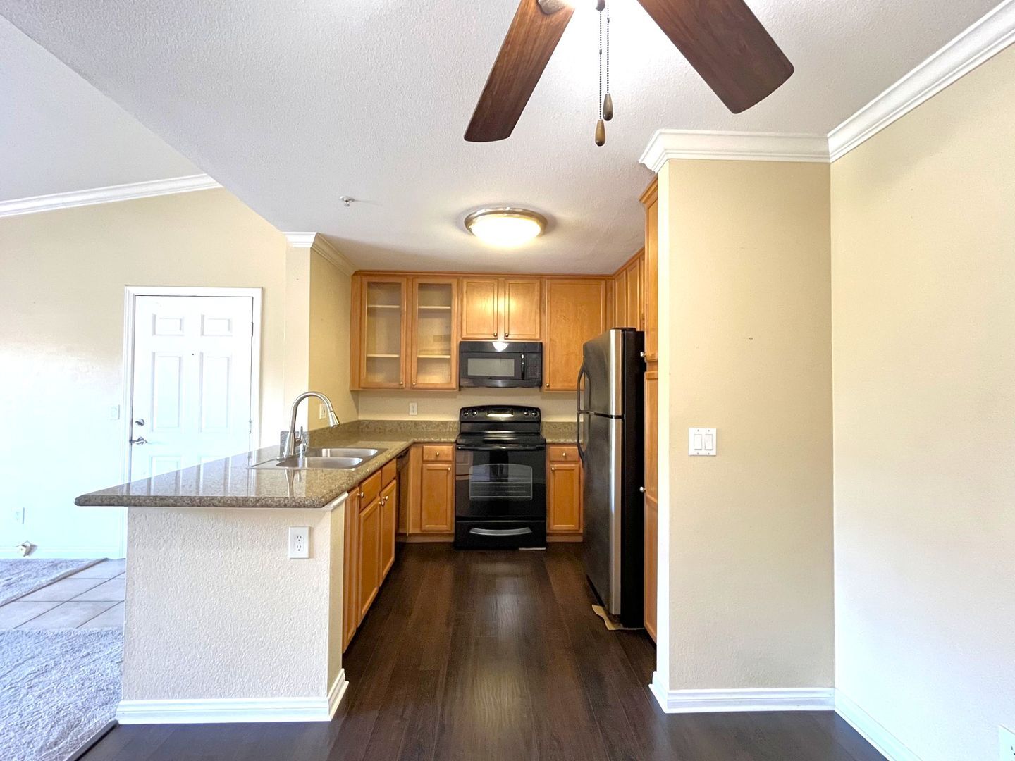 1020 La Terraza Cir 306 - Corona - California - 1 bed, 1 bath rental property