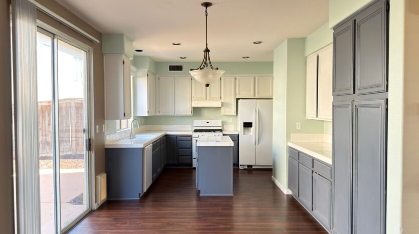 205 Venetia Way - Oceanside - California - 4 bed, 2.5 bath rental property