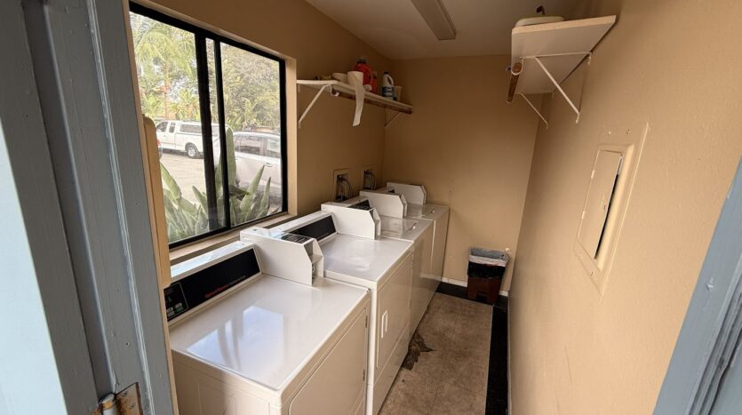 1075 N Vulcan Ave - Encinitas - California - 1 bed, 1 bath rental property
