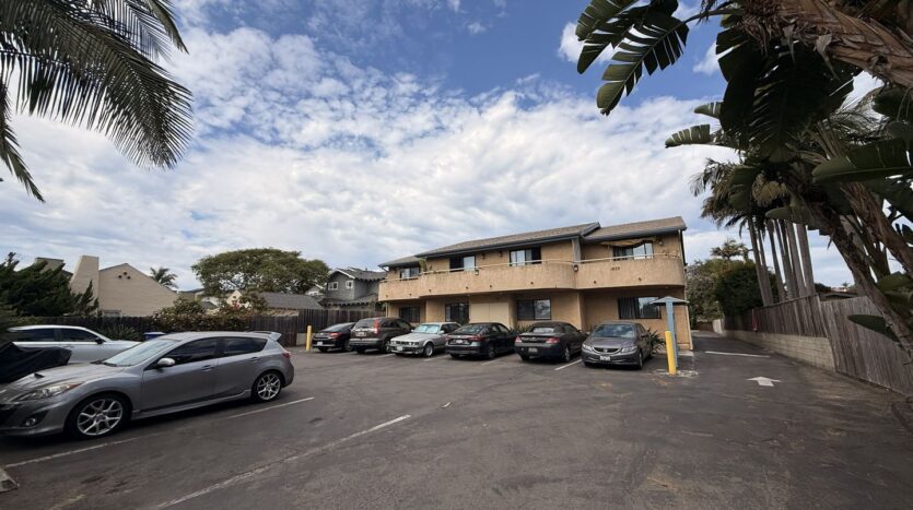 1075 N Vulcan Ave - Encinitas - California - 1 bed, 1 bath rental property