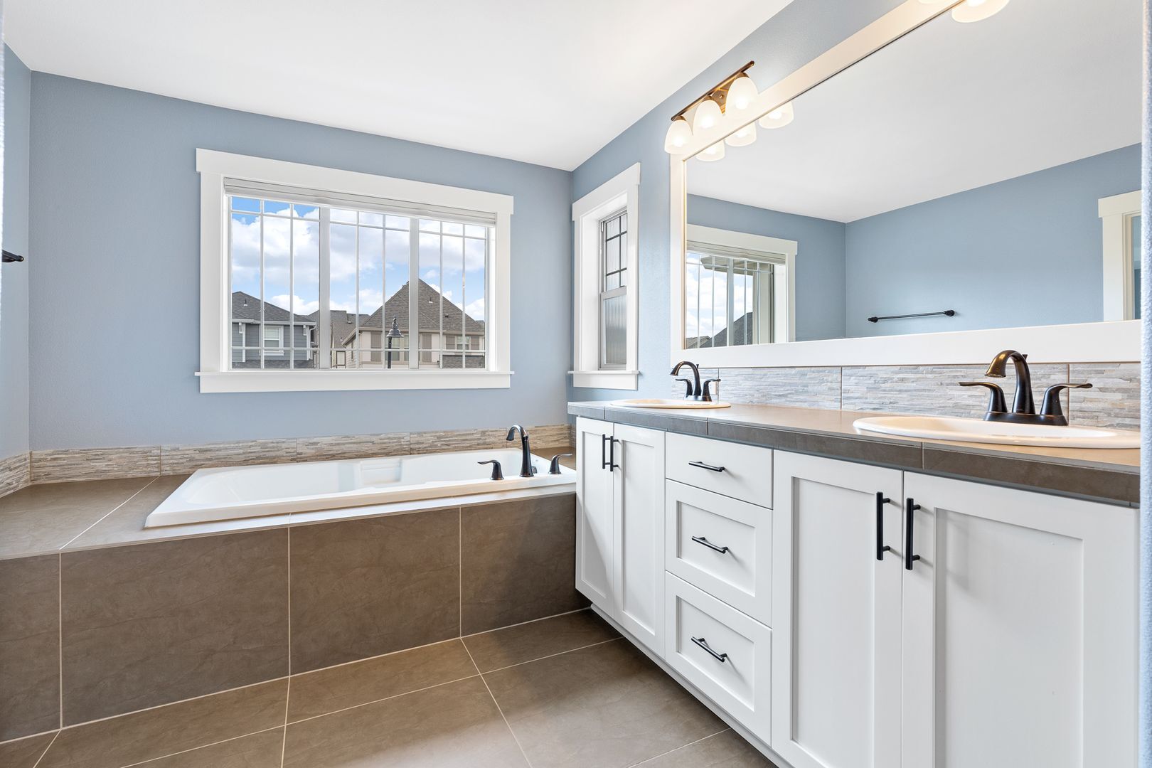 14805 NW Cosmos Street - Portland - Oregon - 4 bed, 3 bath rental property