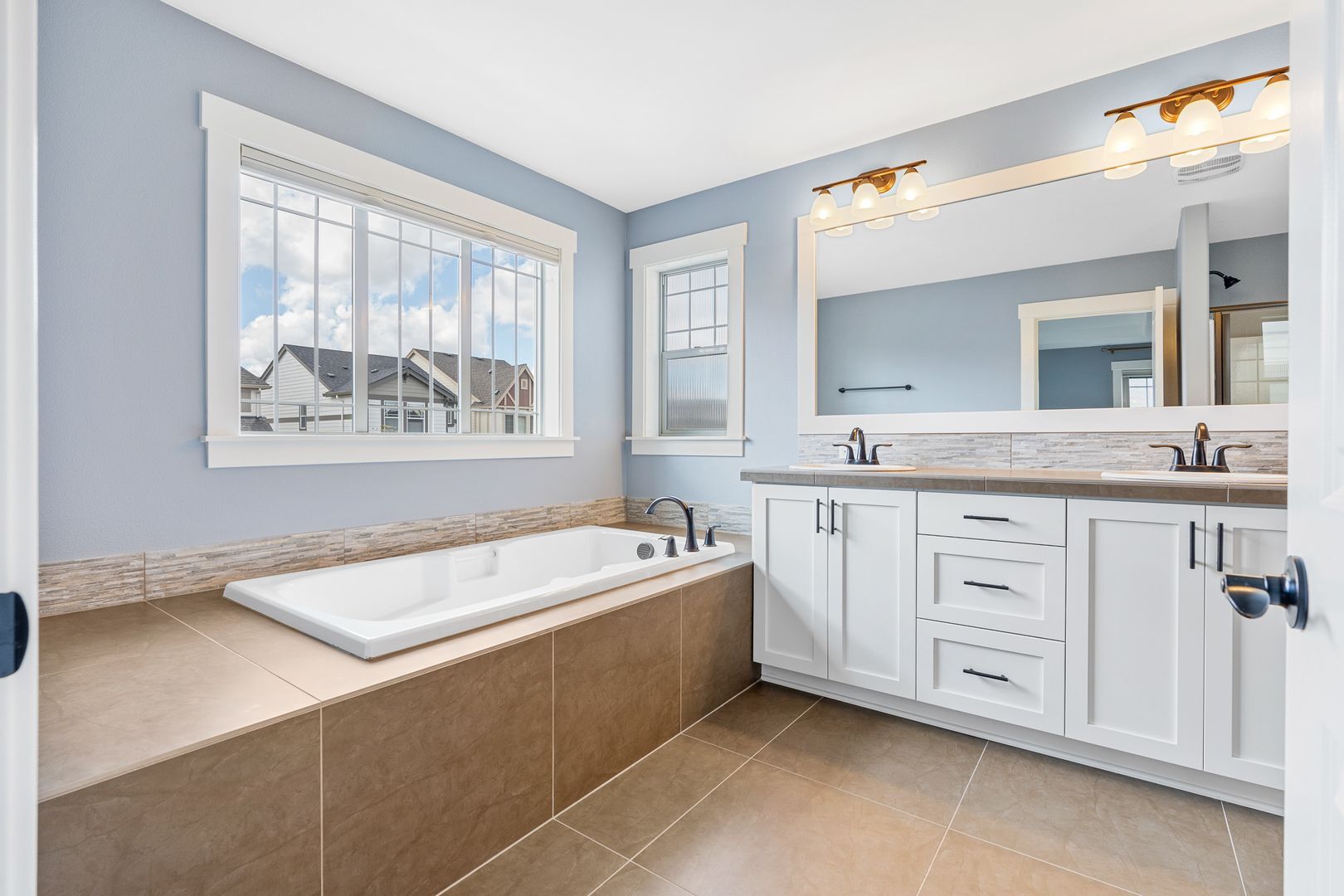 14805 NW Cosmos Street - Portland - Oregon - 4 bed, 3 bath rental property