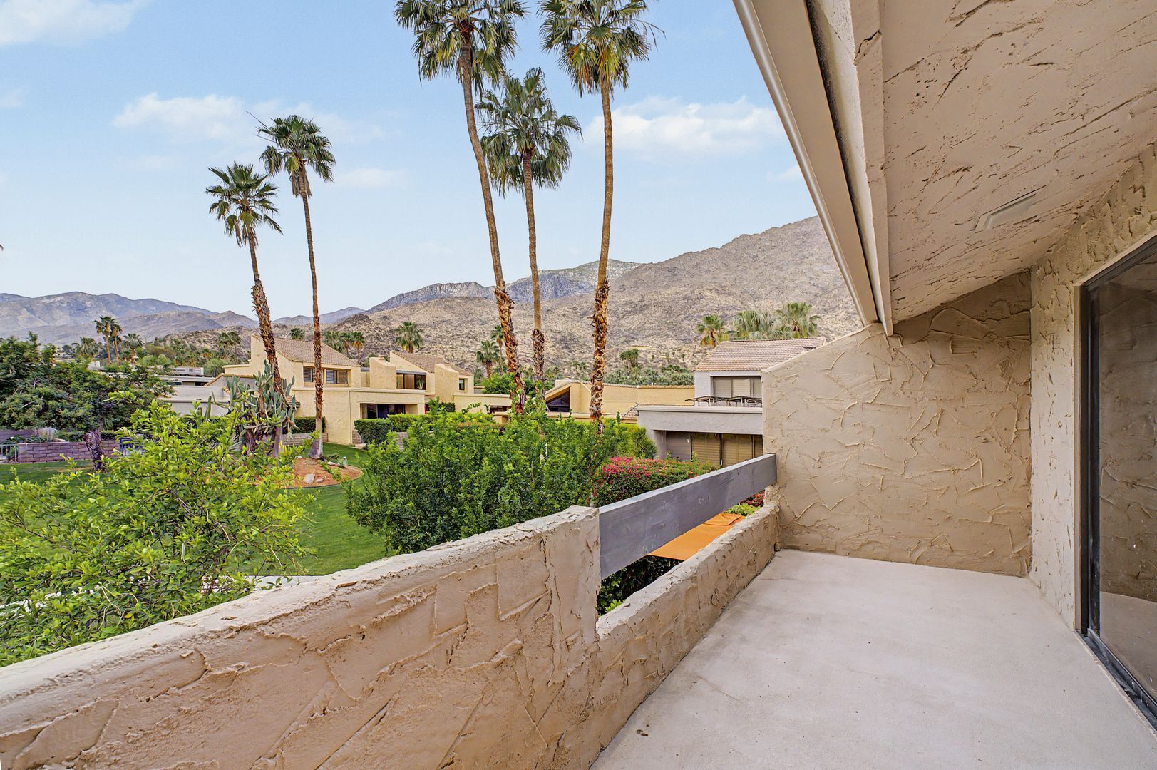 157 Calle Bravo - Palm Springs - California - 2 bed, 3 bath rental property