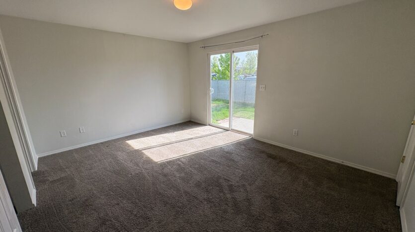 2708 - 2710 NW 8th Street - Redmond - Oregon - 3 bed, 2 bath rental property