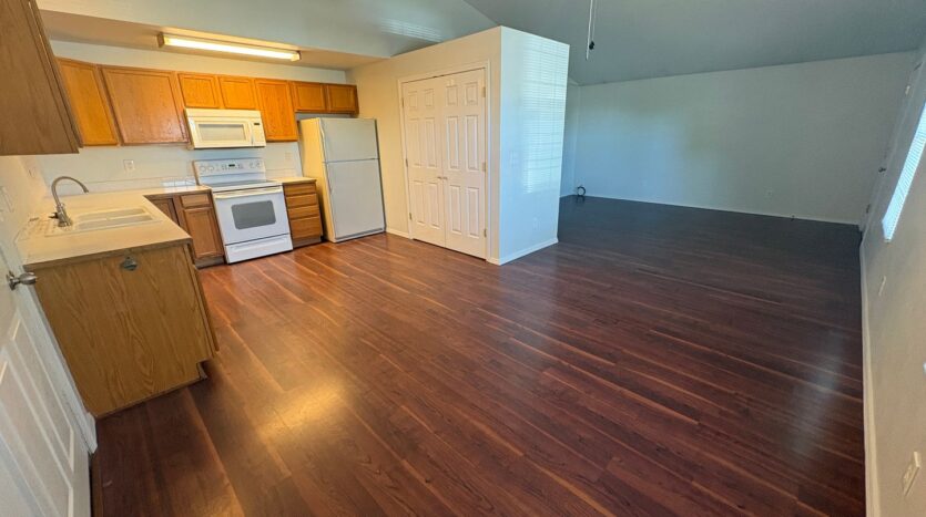 2708 - 2710 NW 8th Street - Redmond - Oregon - 3 bed, 2 bath rental property