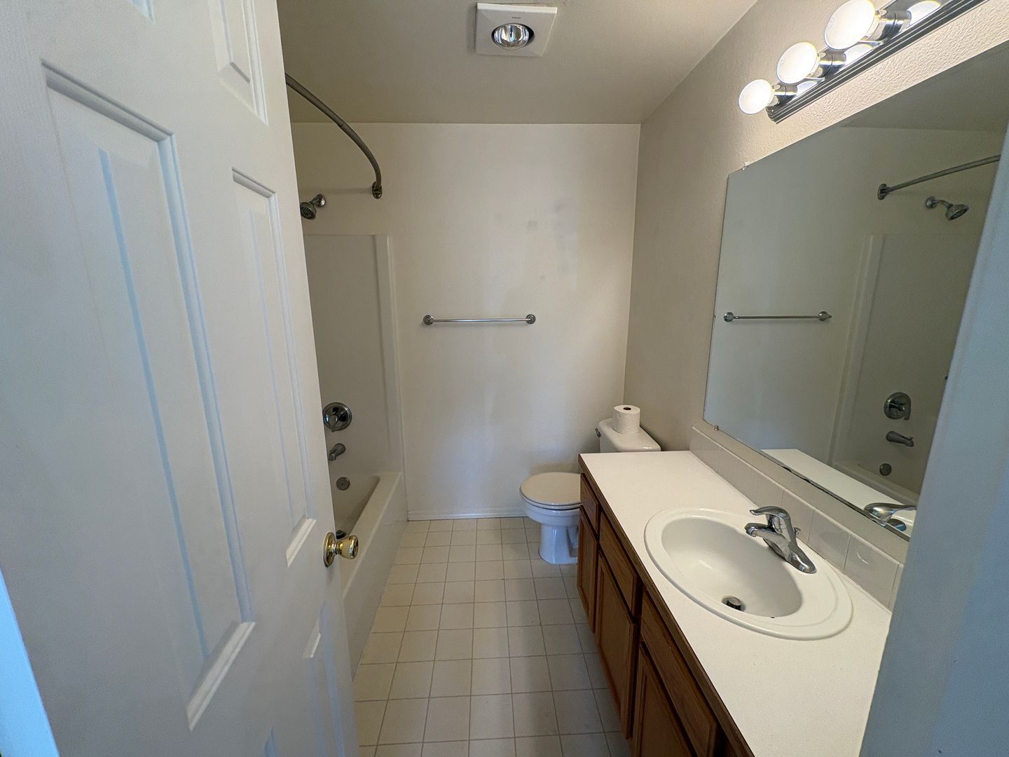 2708 - 2710 NW 8th Street - Redmond - Oregon - 3 bed, 2 bath rental property