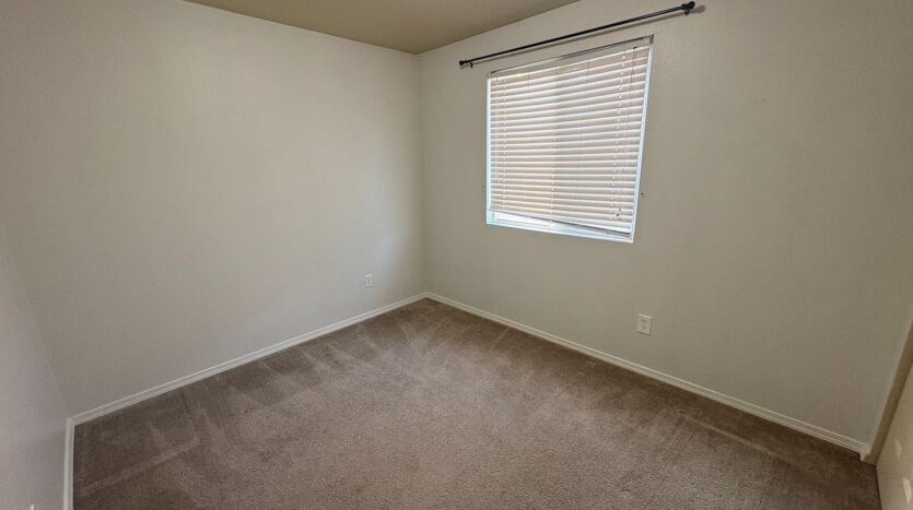 2708 - 2710 NW 8th Street - Redmond - Oregon - 3 bed, 2 bath rental property