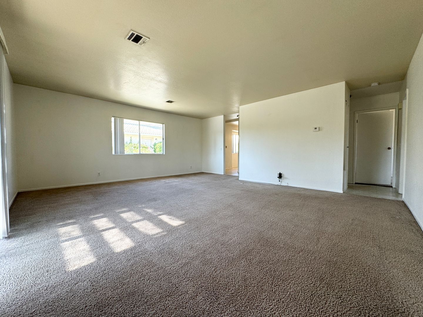 34750 Marcia Rd - 02 - Cathedral City - California - 3 bed, 2 bath rental property