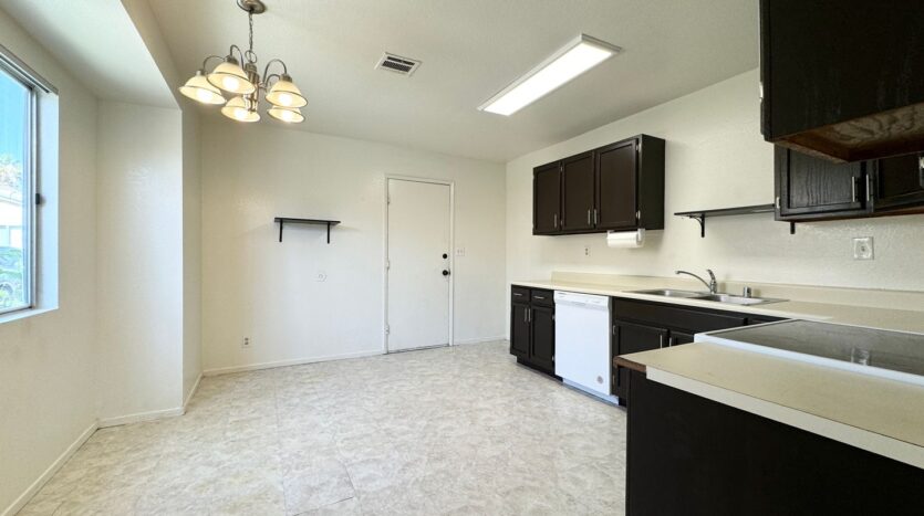 34750 Marcia Rd - 02 - Cathedral City - California - 3 bed, 2 bath rental property