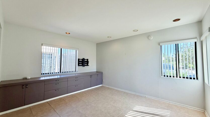 34983 Mission Hills Dr - Rancho Mirage - California - 2 bed, 2 bath rental property
