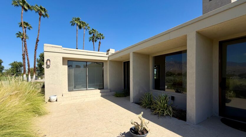 34983 Mission Hills Dr - Rancho Mirage - California - 2 bed, 2 bath rental property