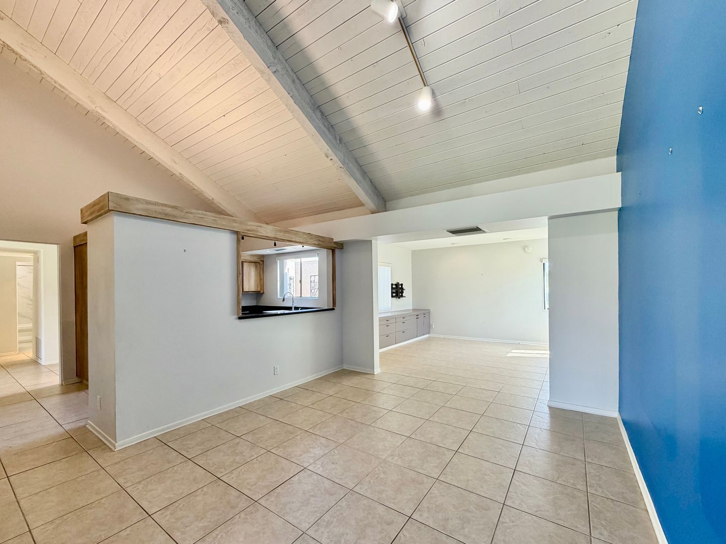 34983 Mission Hills Dr - Rancho Mirage - California - 2 bed, 2 bath rental property