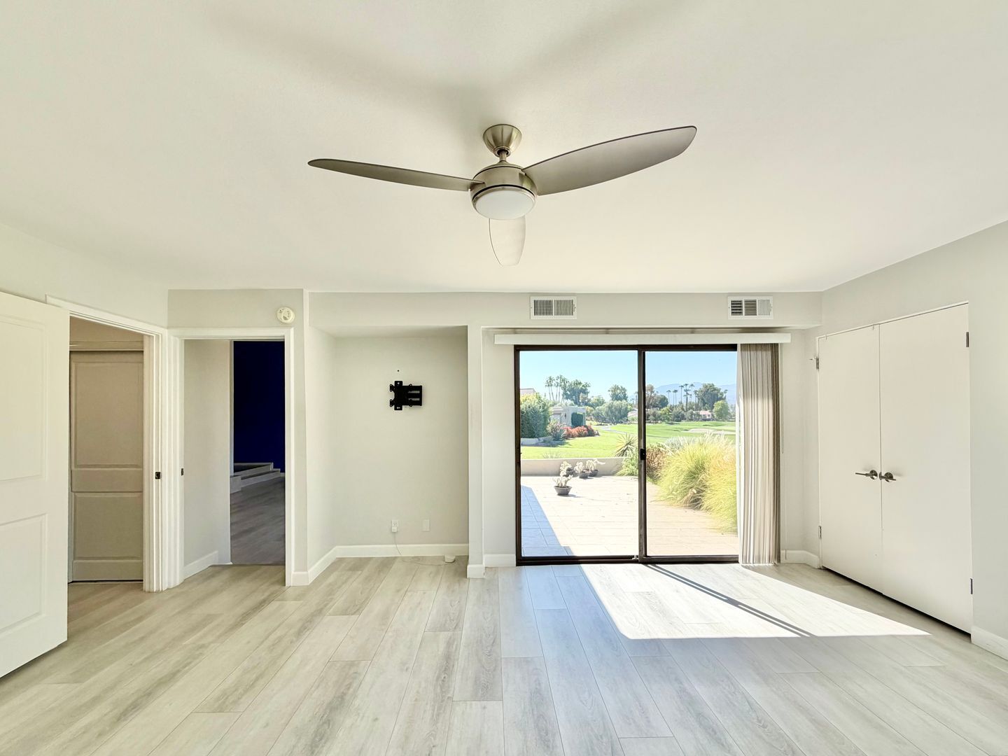 34983 Mission Hills Dr - Rancho Mirage - California - 2 bed, 2 bath rental property