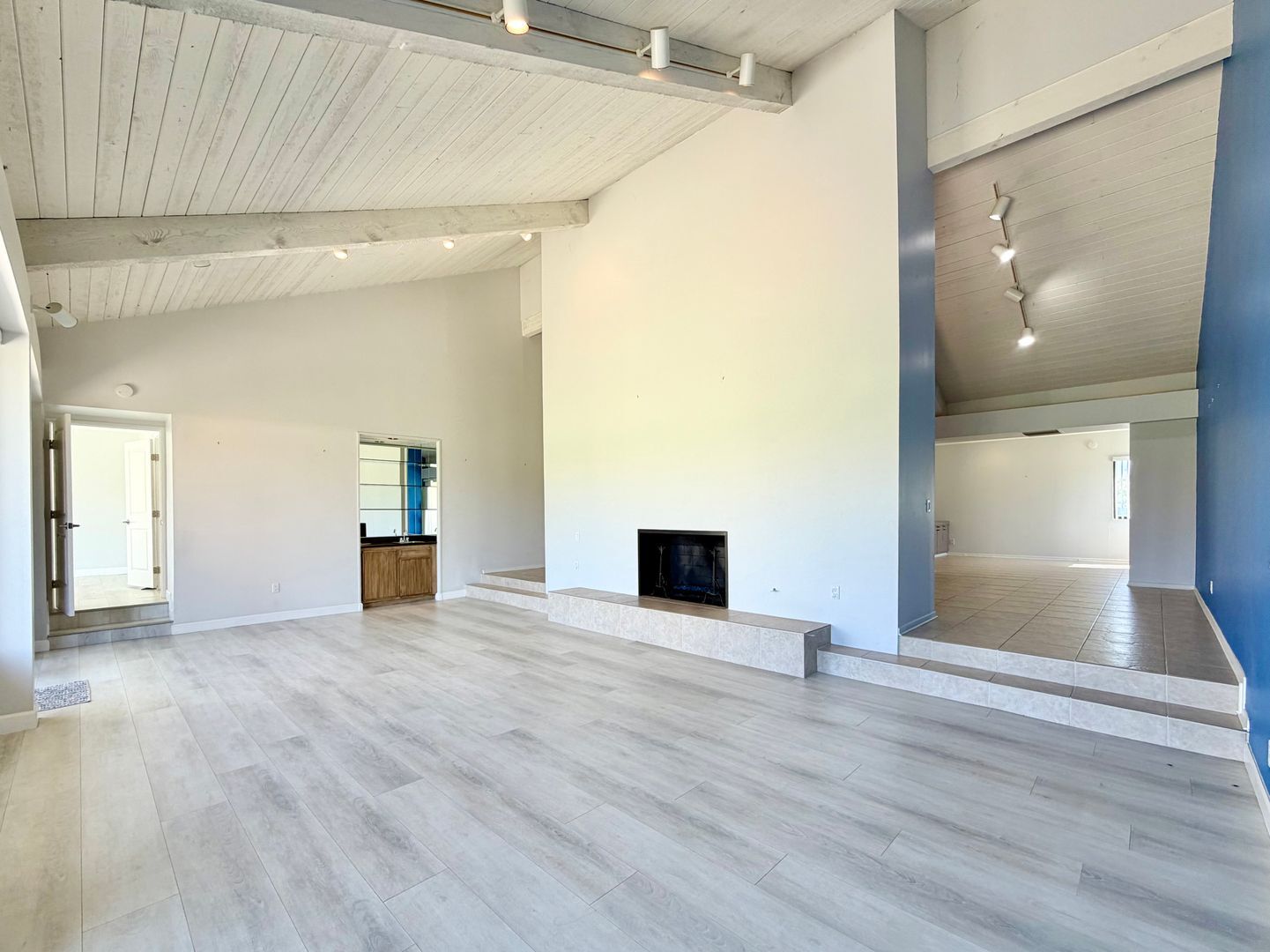 34983 Mission Hills Dr - Rancho Mirage - California - 2 bed, 2 bath rental property