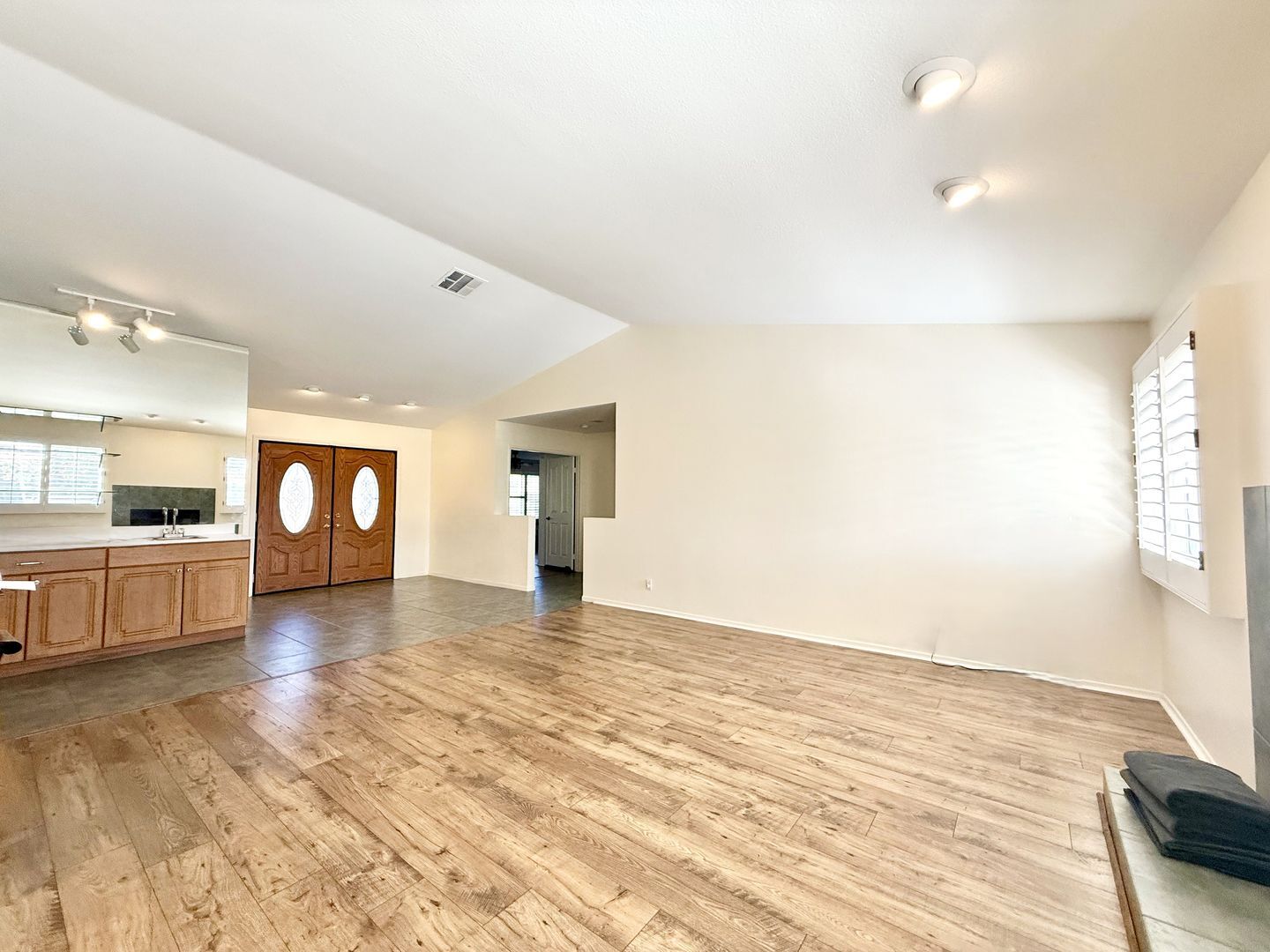 39850 Regency Way - Palm Desert - California - 2 bed, 2 bath rental property