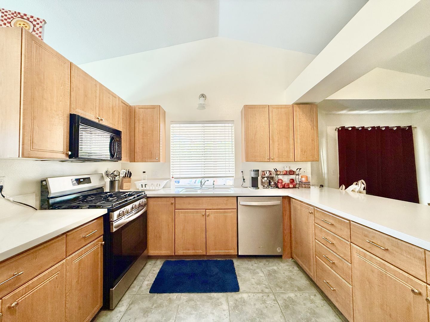 39850 Regency Way - Palm Desert - California - 2 bed, 2 bath rental property