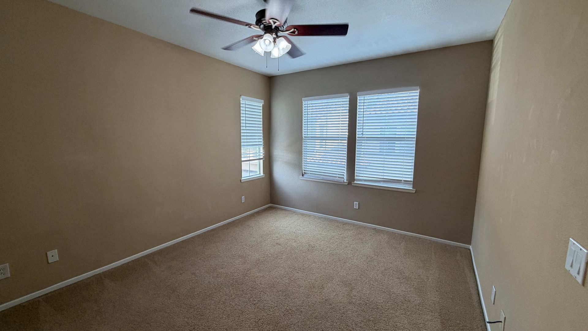 634 Sumner Way UNIT 1 - Oceanside - California - 2 bed, 2 bath rental property
