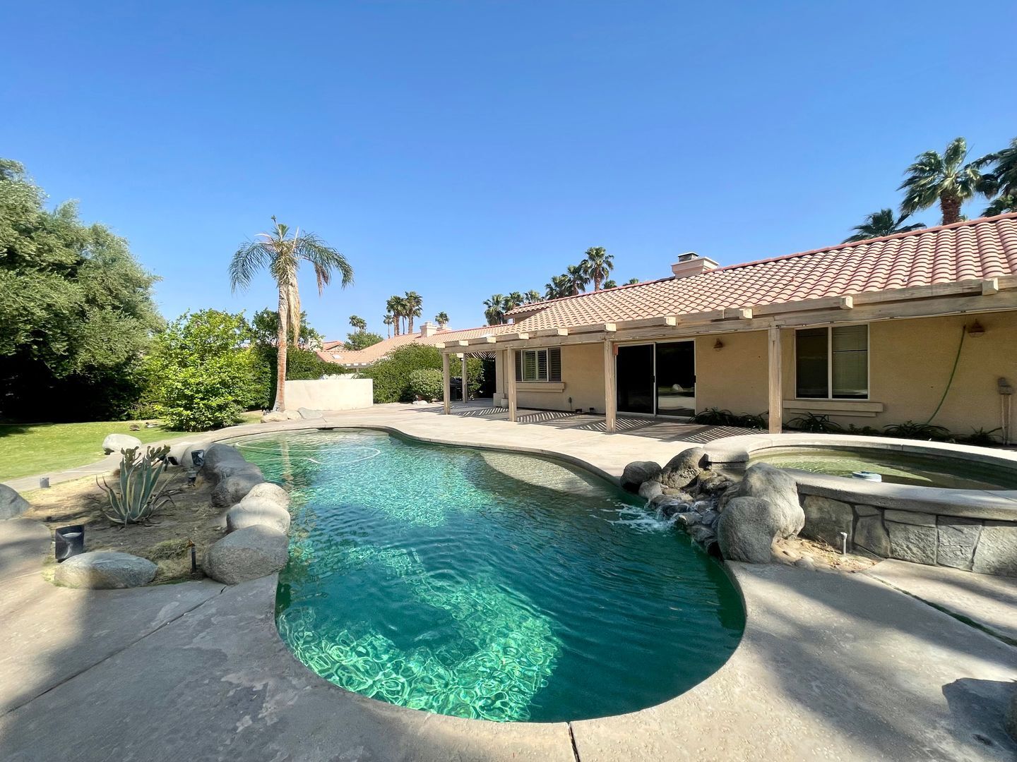 76920 Sheffield Ct. - Palm Desert - California - 3 bed, 2.5 bath rental property