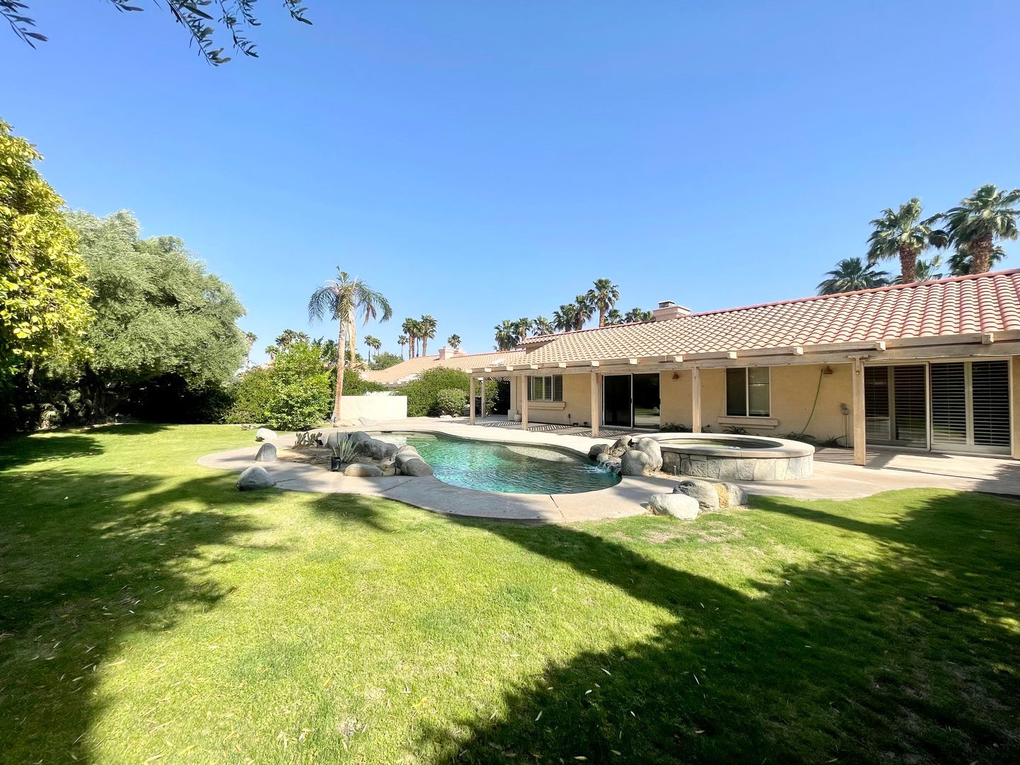 76920 Sheffield Ct. - Palm Desert - California - 3 bed, 2.5 bath rental property