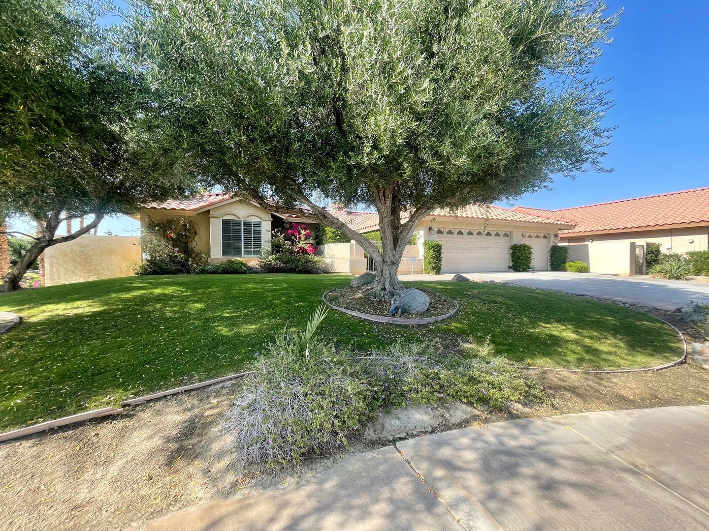 76920 Sheffield Ct. - Palm Desert - California - 3 bed, 2.5 bath rental property