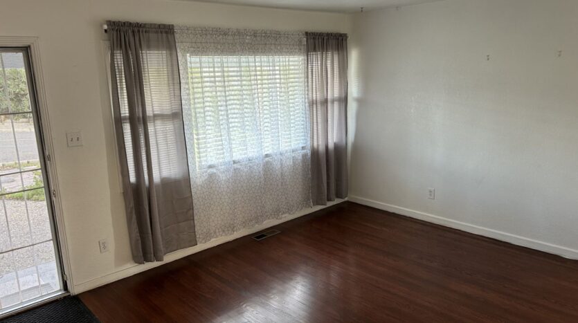 1229 Maple Ave - Vallejo - California - 3 bed, 2 bath rental property