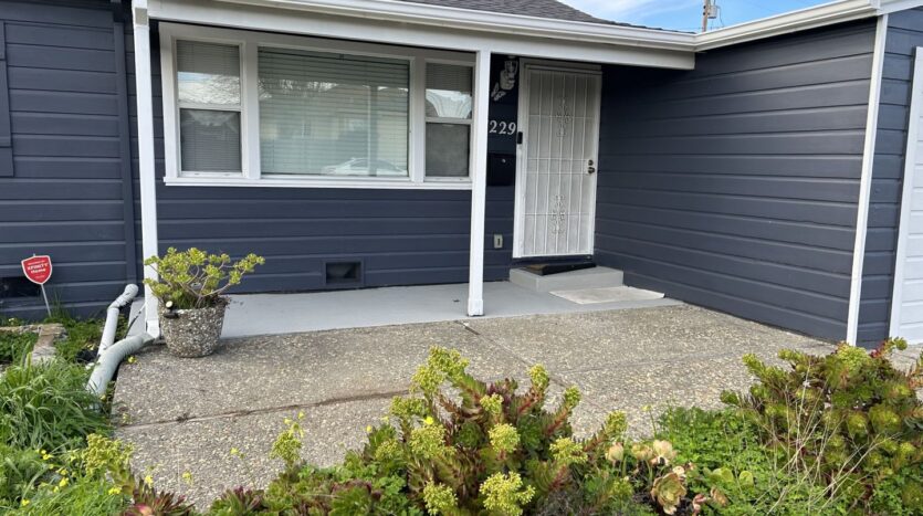 1229 Maple Ave - Vallejo - California - 3 bed, 2 bath rental property