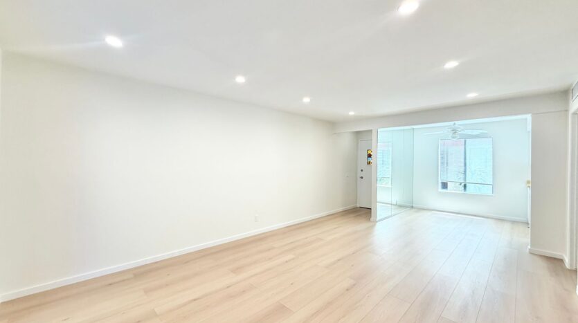 1407 N Sunrise Way Unit 18 - Palm Springs - California - 1 bed, 1 bath rental property