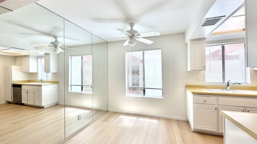 1407 N Sunrise Way Unit 18 - Palm Springs - California - 1 bed, 1 bath rental property