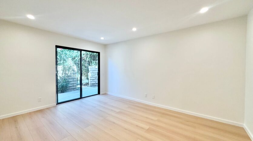 1407 N Sunrise Way Unit 18 - Palm Springs - California - 1 bed, 1 bath rental property