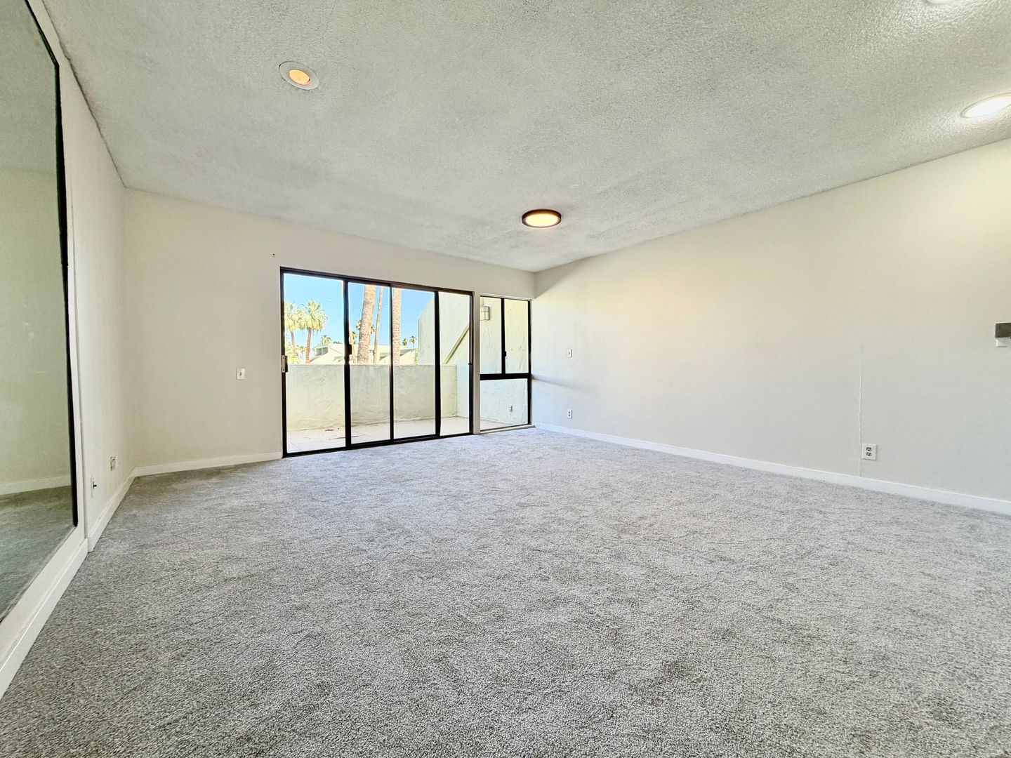 1655 E Palm Canyon Dr. Unit 408
