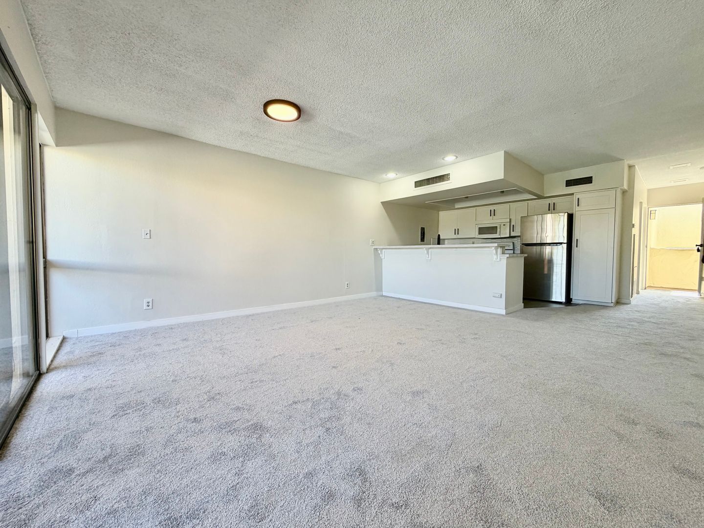 1655 E Palm Canyon Dr. Unit 408 - Palm Springs - California - 1 bed, 1 bath rental property