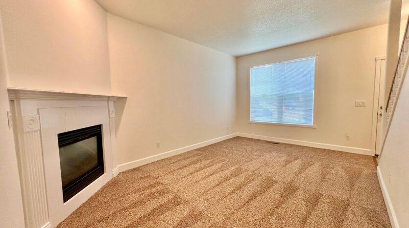 16775 NE Halsey St. - Portland - Oregon - 2 bed, 1.5 bath rental property
