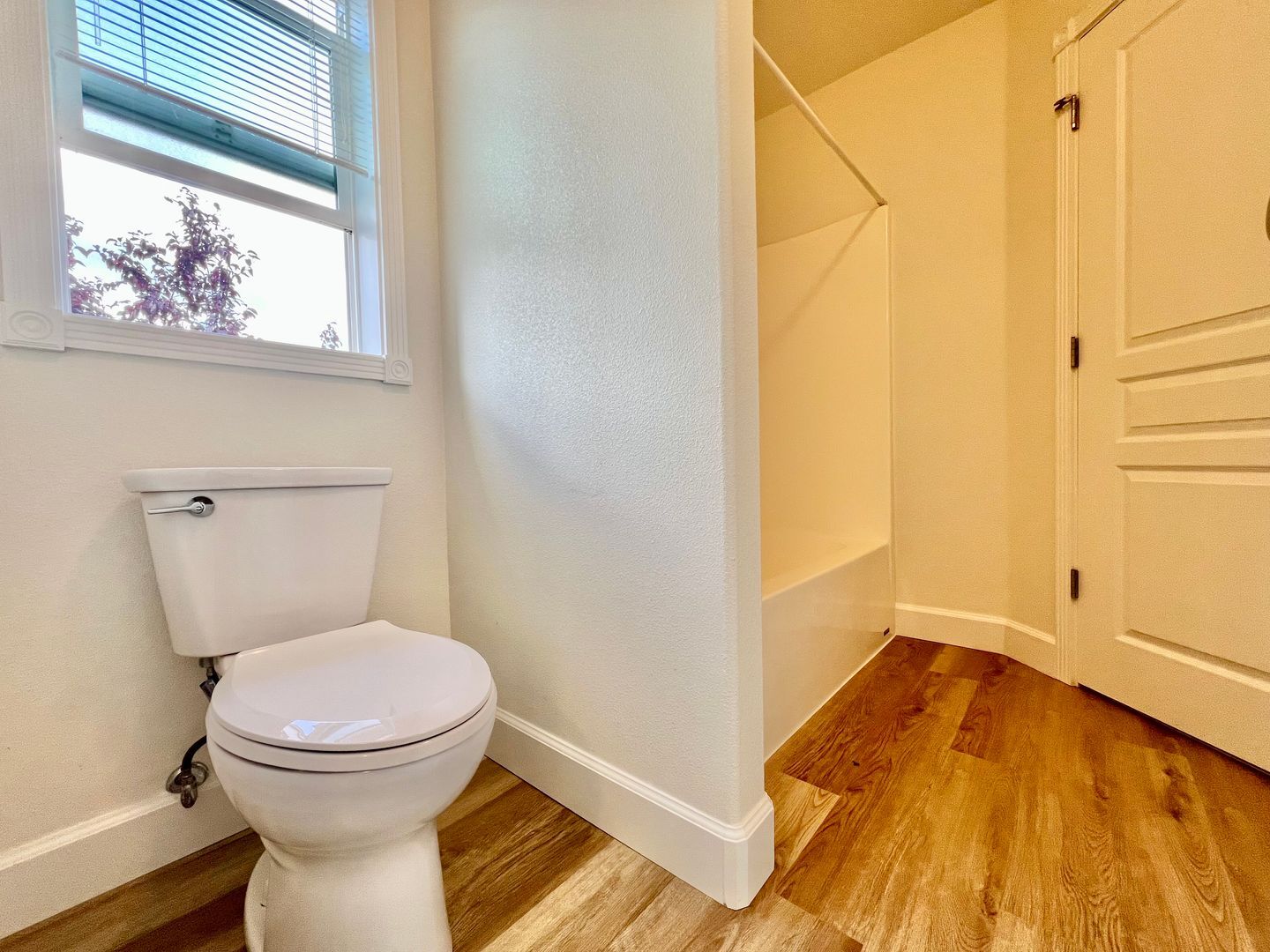 16775 NE Halsey St. - Portland - Oregon - 2 bed, 1.5 bath rental property