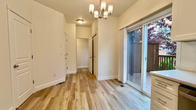 16775 NE Halsey St. - Portland - Oregon - 2 bed, 1.5 bath rental property