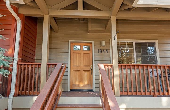 1844 NW Shevlin Park Rd - Bend - Oregon - 2 bed, 2.5 bath rental property