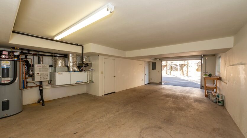 1844 NW Shevlin Park Rd - Bend - Oregon - 2 bed, 2.5 bath rental property