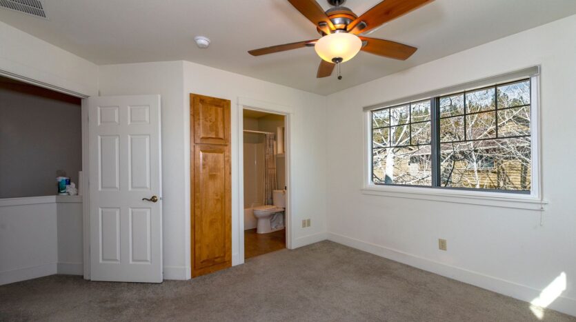 1844 NW Shevlin Park Rd - Bend - Oregon - 2 bed, 2.5 bath rental property