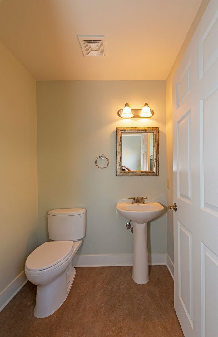1844 NW Shevlin Park Rd - Bend - Oregon - 2 bed, 2.5 bath rental property