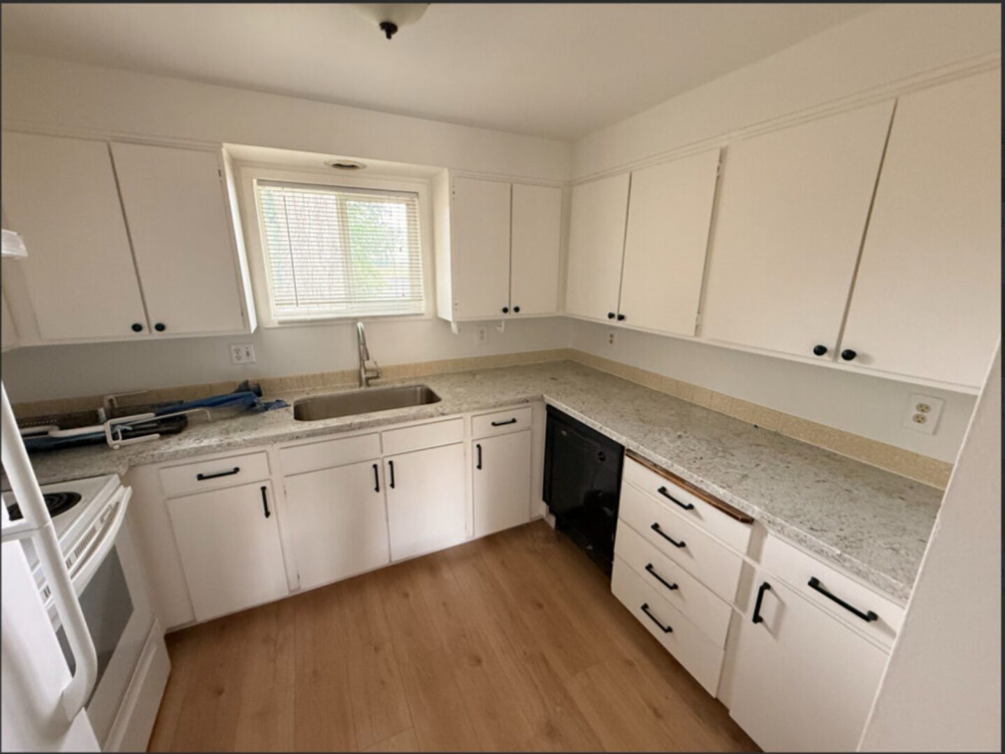 215 NW Canal Blvd - #6 - Redmond - Oregon - 2 bed, 1 bath rental property