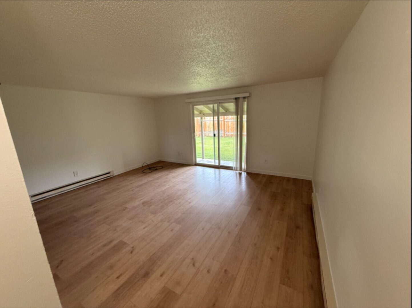 215 NW Canal Blvd - #6 - Redmond - Oregon - 2 bed, 1 bath rental property