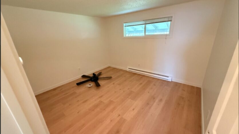 215 NW Canal Blvd - #6 - Redmond - Oregon - 2 bed, 1 bath rental property