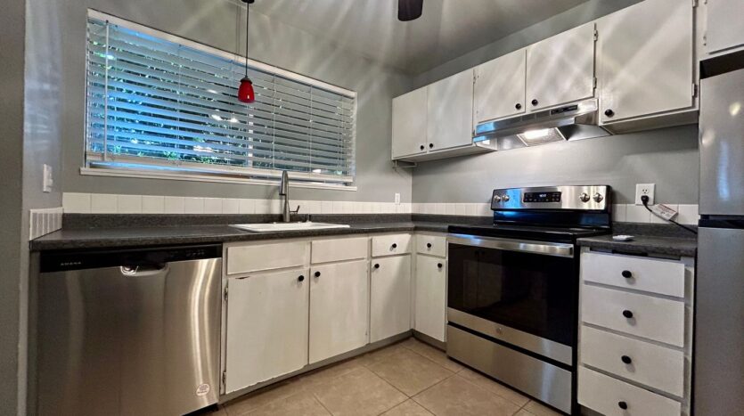 345 NE 105th St - Vancouver - Washington - 3 bed, 1.5 bath rental property