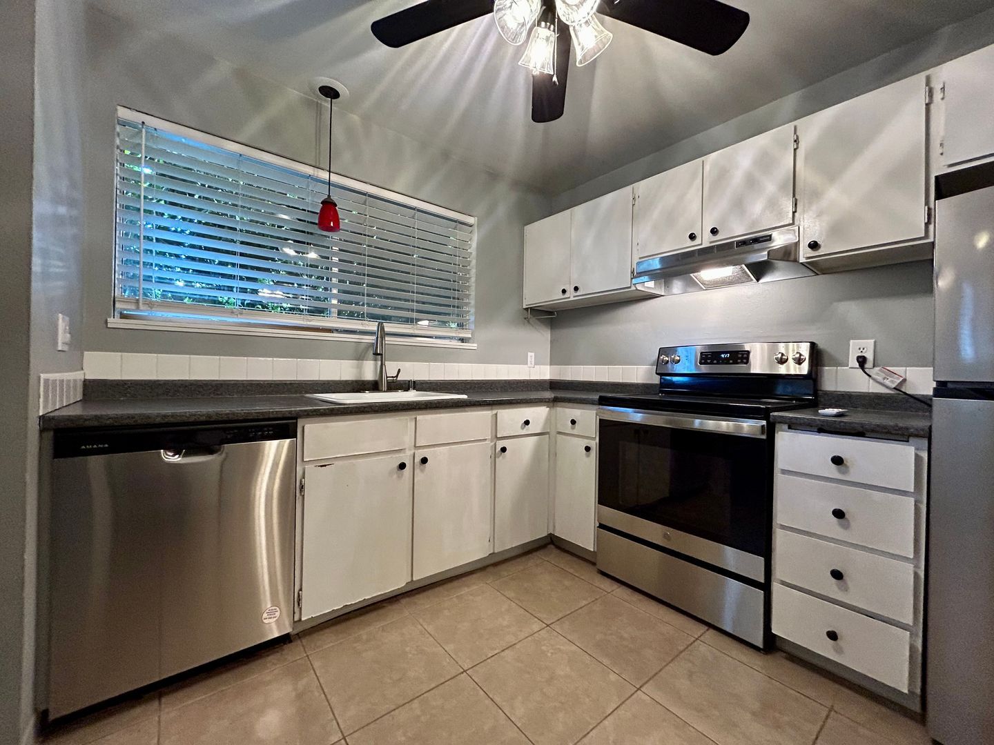 345 NE 105th St - Vancouver - Washington - 3 bed, 1.5 bath rental property