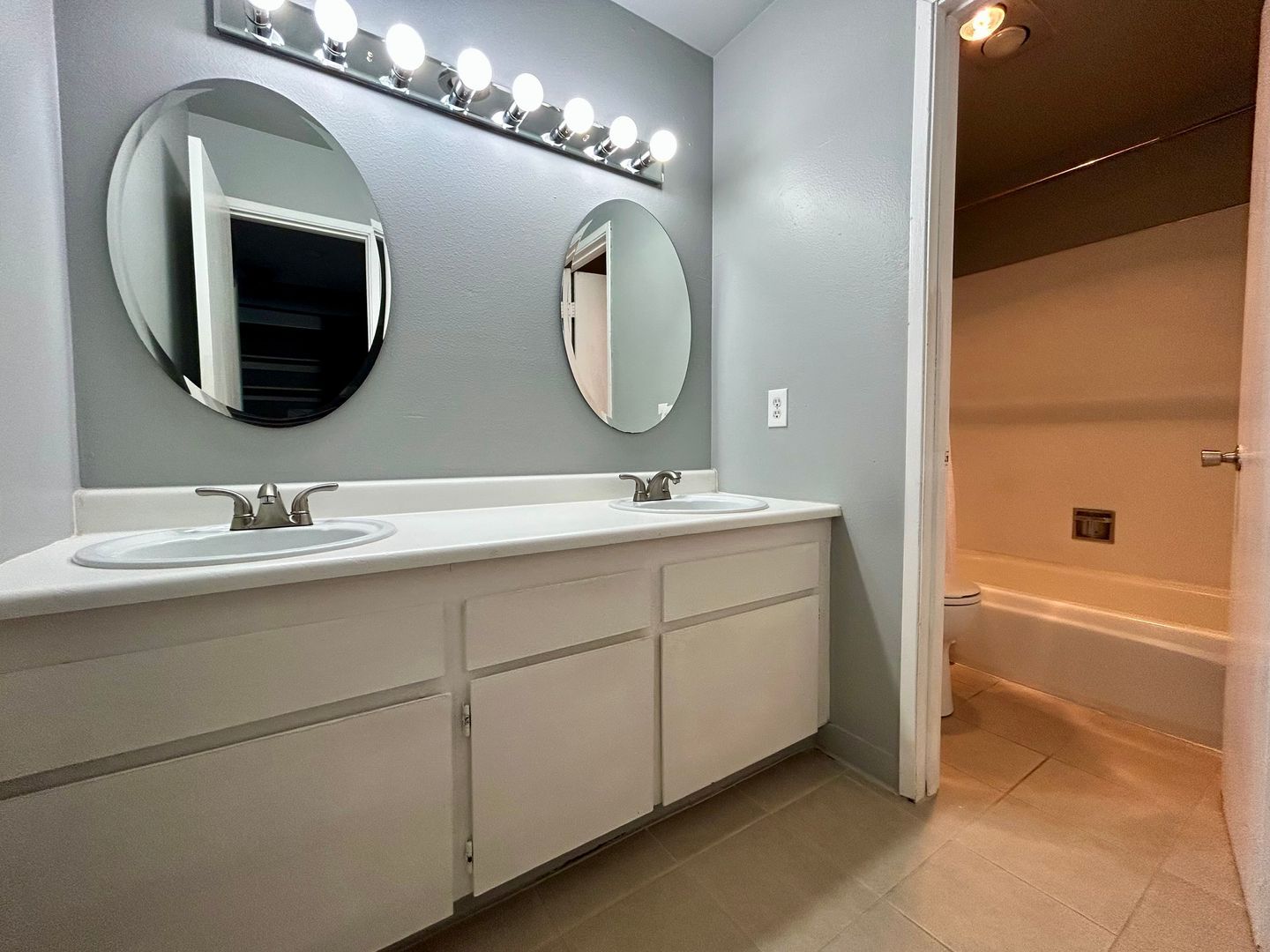 345 NE 105th St - Vancouver - Washington - 3 bed, 1.5 bath rental property