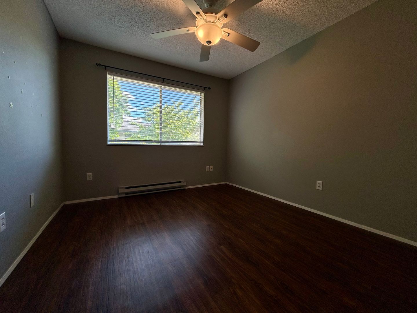 345 NE 105th St - Vancouver - Washington - 3 bed, 1.5 bath rental property