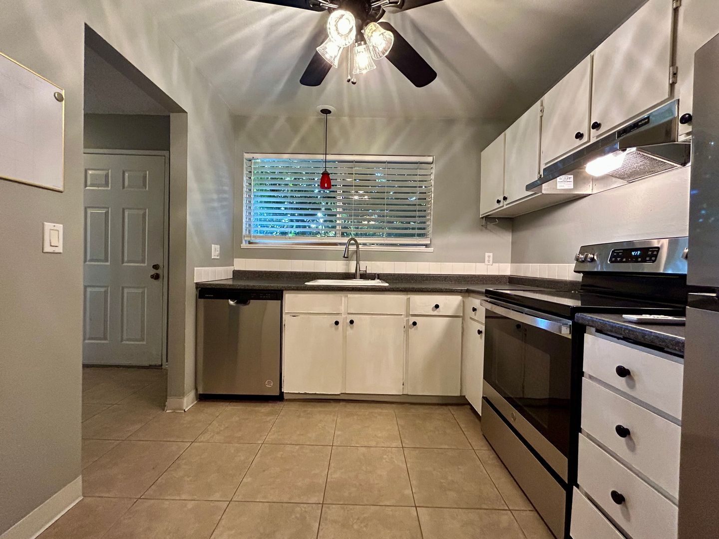345 NE 105th St - Vancouver - Washington - 3 bed, 1.5 bath rental property