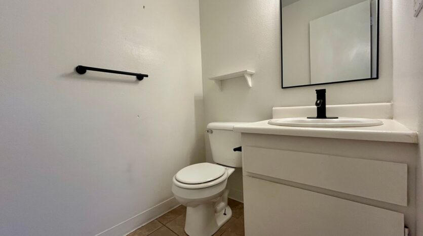 345 NE 105th St - Vancouver - Washington - 3 bed, 1.5 bath rental property