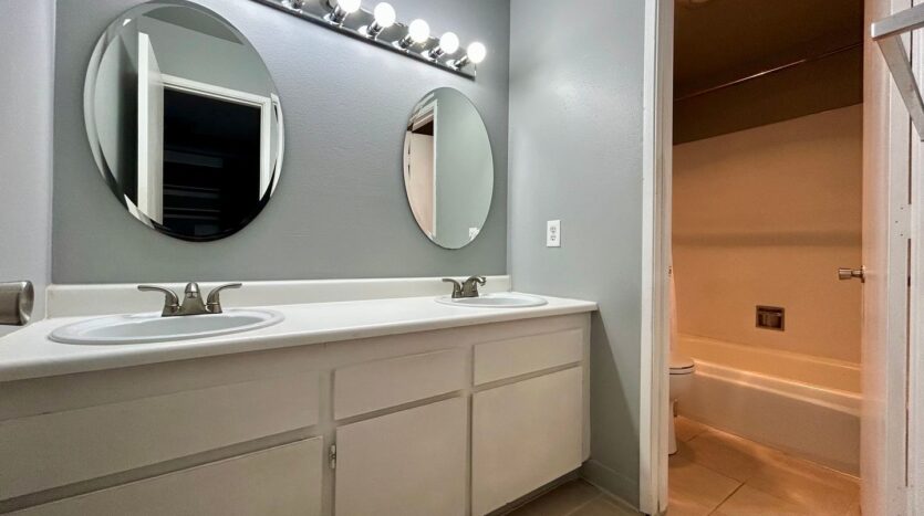 345 NE 105th St - Vancouver - Washington - 3 bed, 1.5 bath rental property